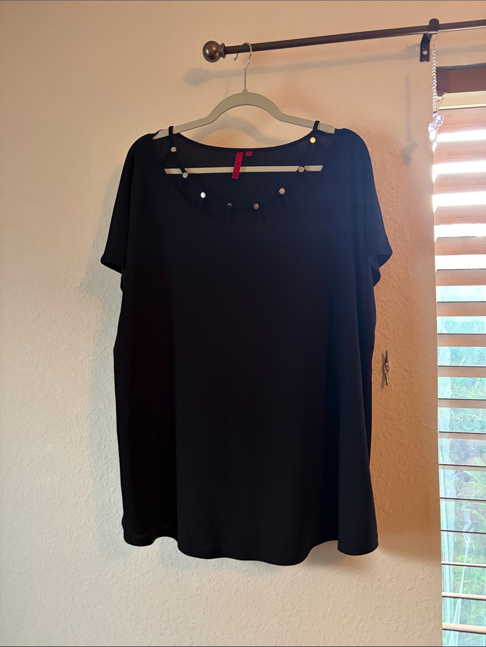Love Scarlett Black Studded Cage Neck Top Blouse 2X